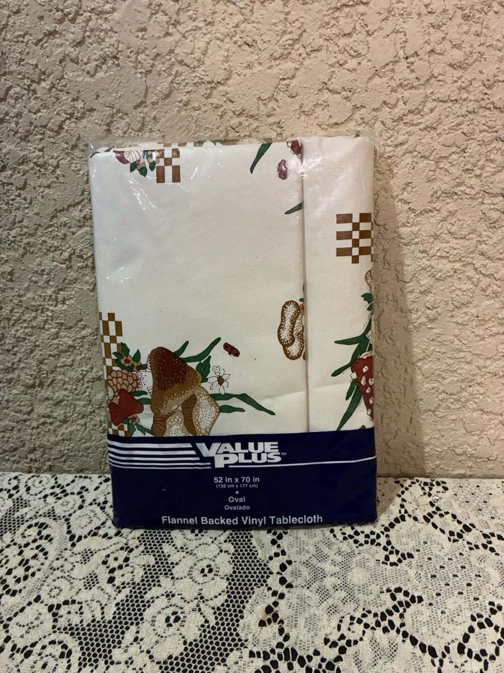 Value Plus Vintage Mushroom Flannel Backed Vinyl Tablecloth 52" x 70" Oval